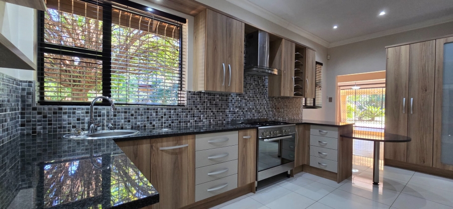 5 Bedroom Property for Sale in Stilfontein Ext 4 North West